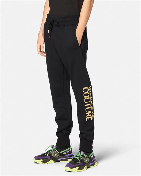 versace collezione jogginghose herren|Versace Hosen für Herren: In jeder Lebenslage gut gekleidet.